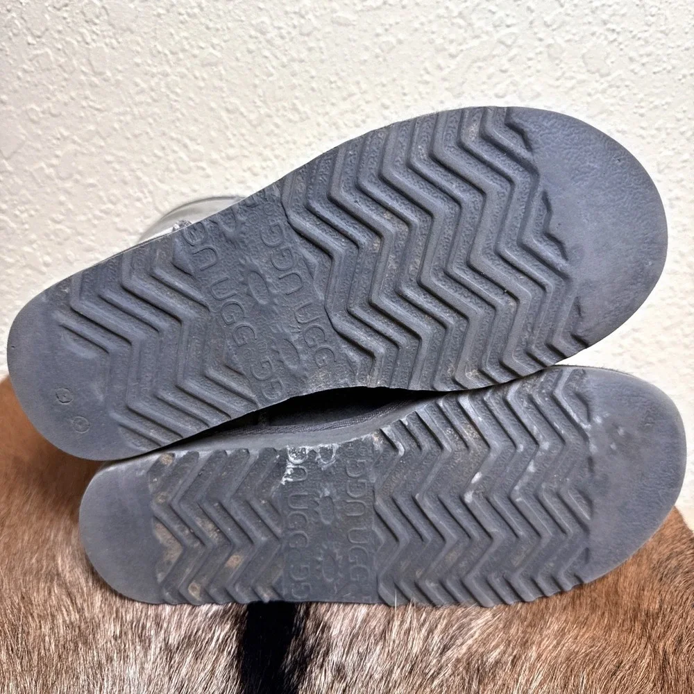 Ugg Australia Boots Winter Classic Short Gray Shearling Size‎ 6 F19008L Cozy